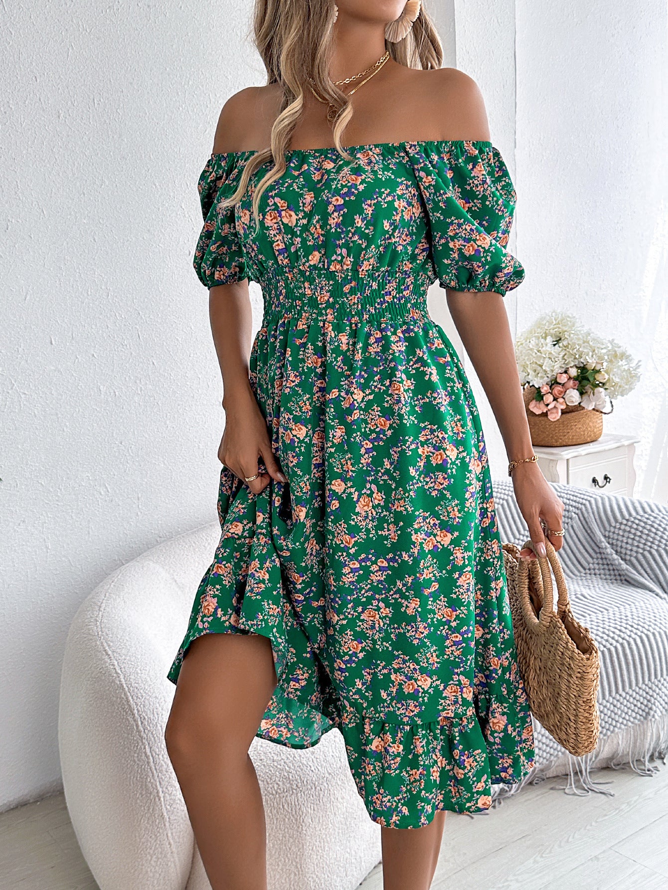 Robe d'été à col carré et volants – Imprimé floral