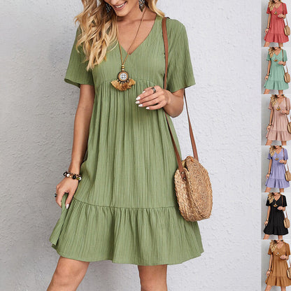 Robe légère à encolure V, manches courtes et volants
