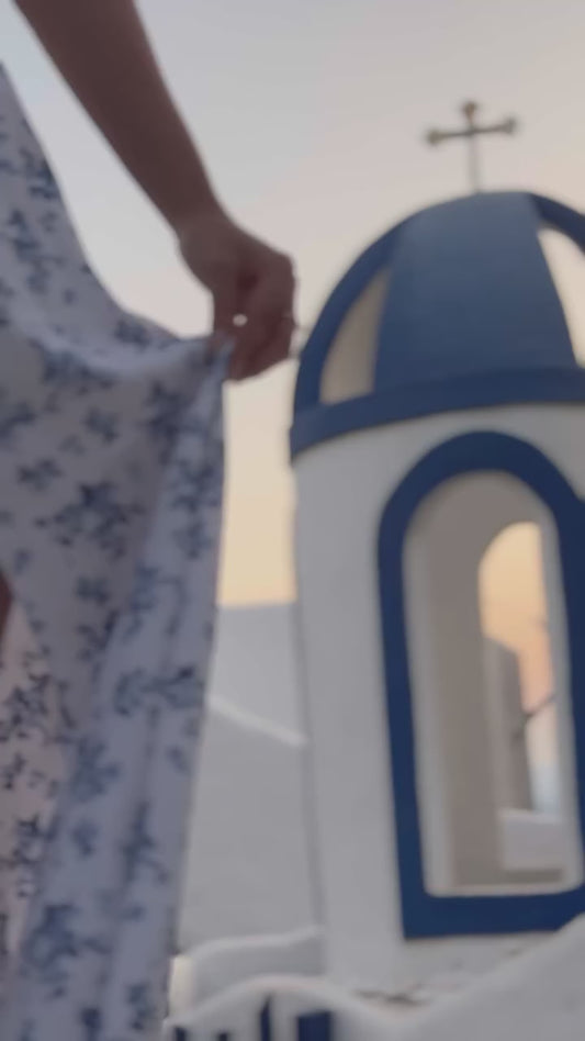 Robe d'été fleurie à lacets et fente - Élégance plage